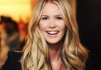 Η Elle Macpherson ποζάρει στα social και μας θυμίζει γιατί ήταν topmodel - Κεντρική Εικόνα