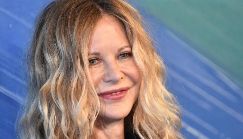 Σοκ έπαθαν όλοι όταν είδαν νέες πόζες της Meg Ryan - Έγινε εντελώς αγνώριστη! - Κεντρική Εικόνα