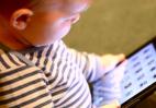 Η επιστήμη έχει κακά νέα για όσους δίνουν tablet η κινητό σε παιδί για να ηρεμήσουν  - Κεντρική Εικόνα